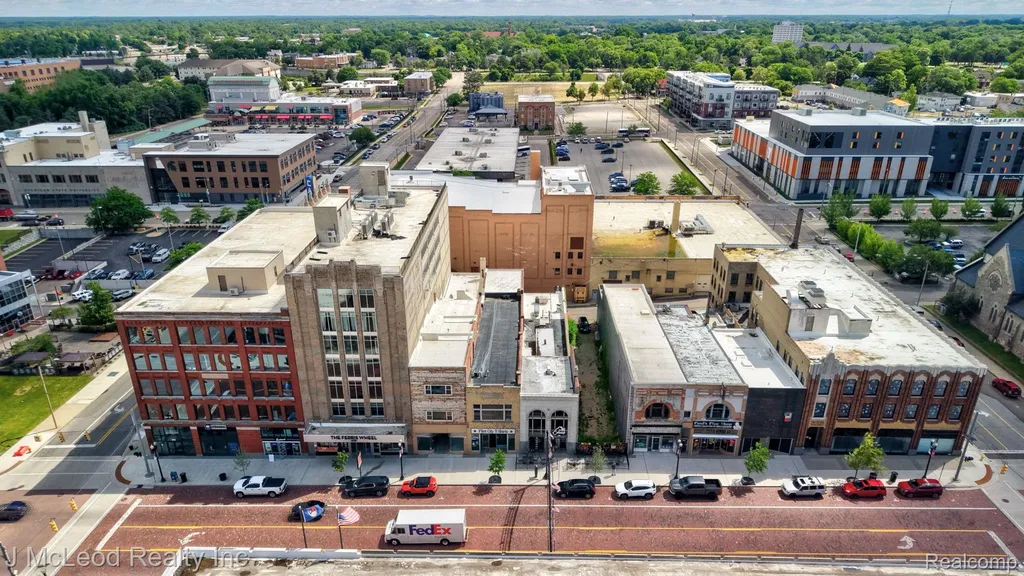635 S Saginaw Street Flint City MI 48502