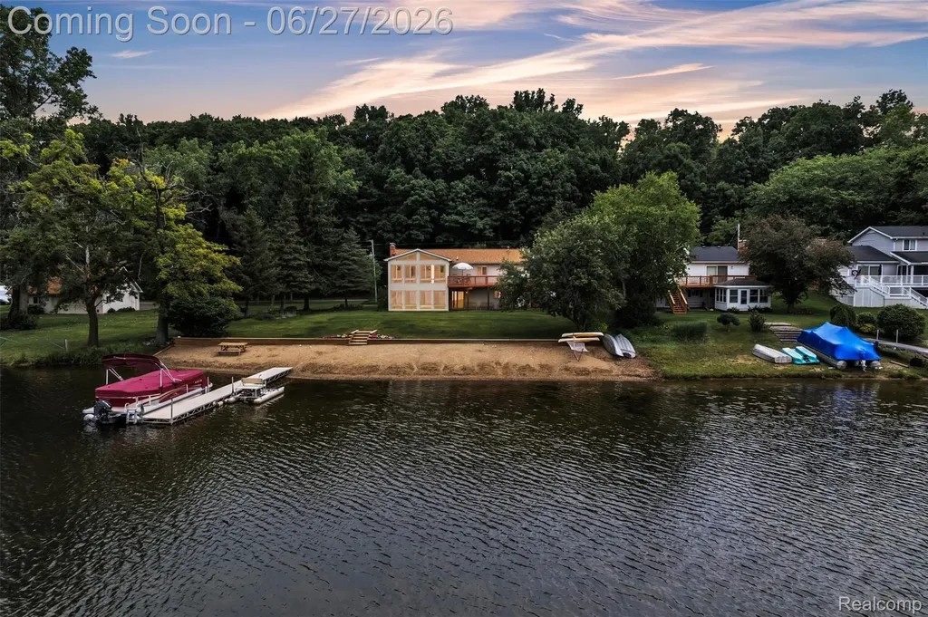 2276 Webster Park Drive Genoa Township MI 48843