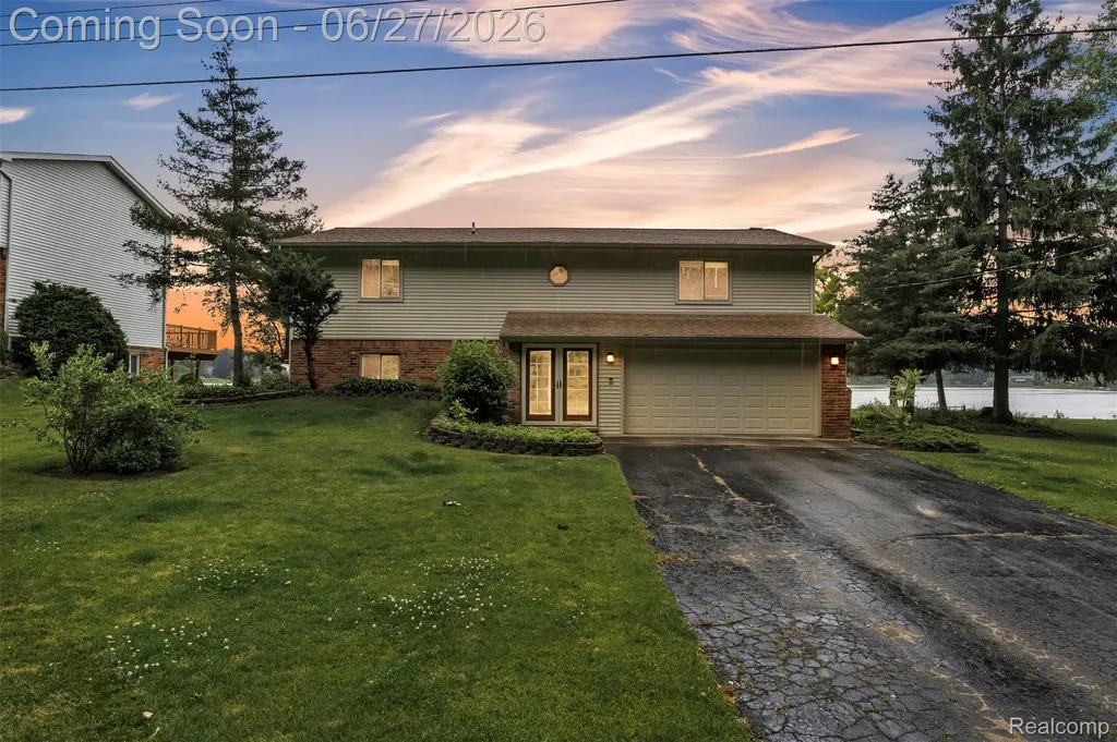 2276 Webster Park Drive Genoa Township MI 48843