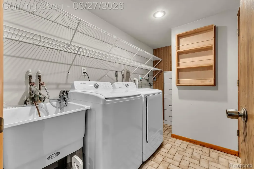 2276 Webster Park Drive Genoa Township MI 48843