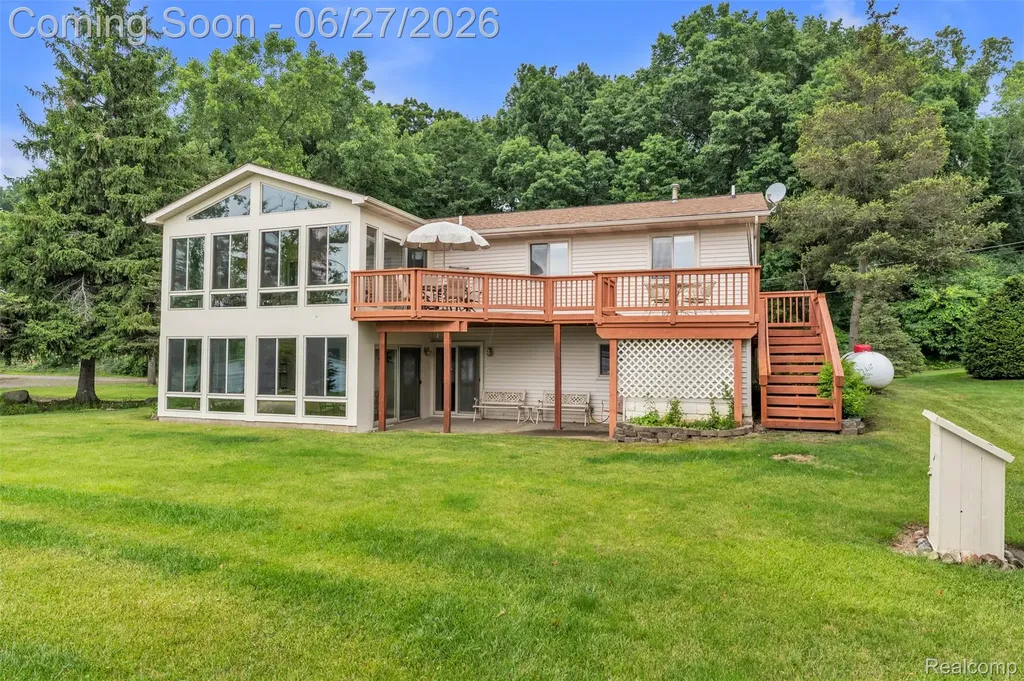 2276 Webster Park Drive Genoa Township MI 48843