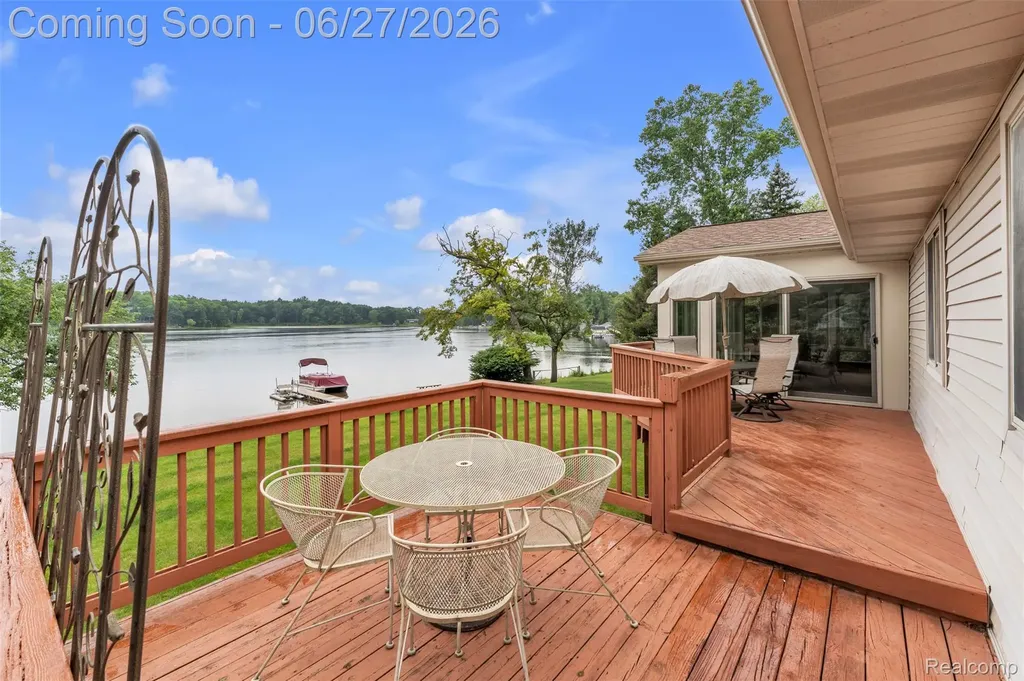 2276 Webster Park Drive Genoa Township MI 48843