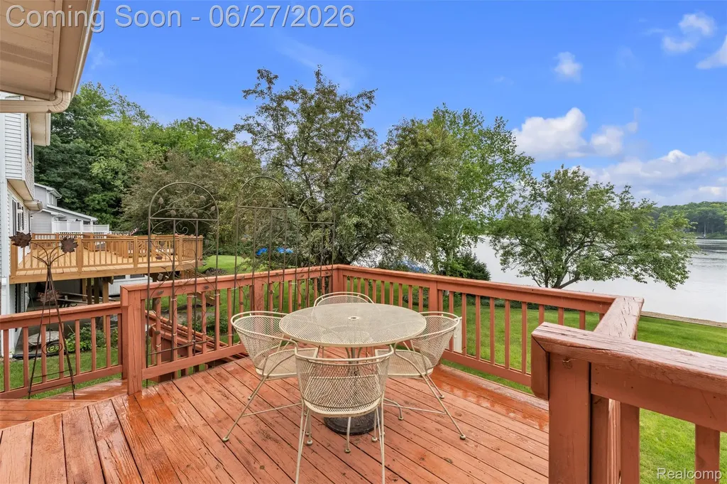 2276 Webster Park Drive Genoa Township MI 48843