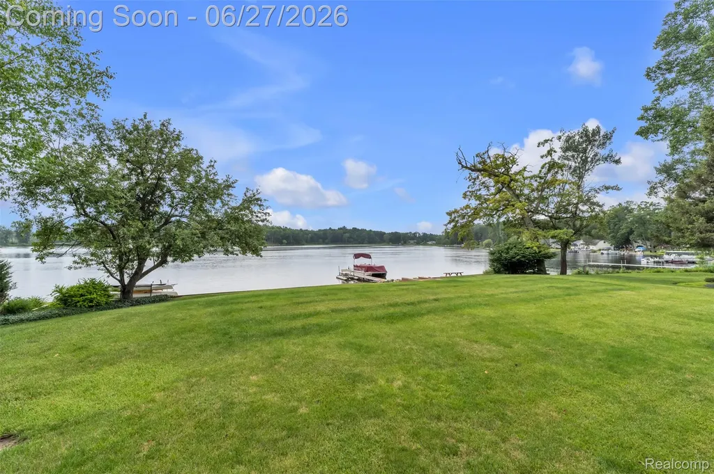 2276 Webster Park Drive Genoa Township MI 48843