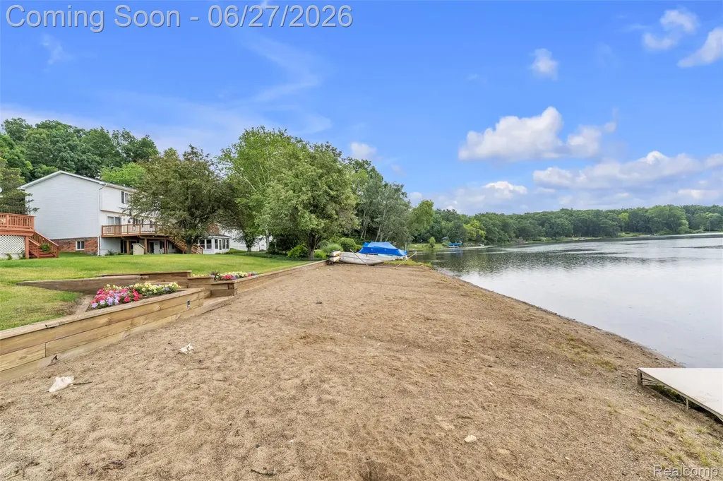 2276 Webster Park Drive Genoa Township MI 48843
