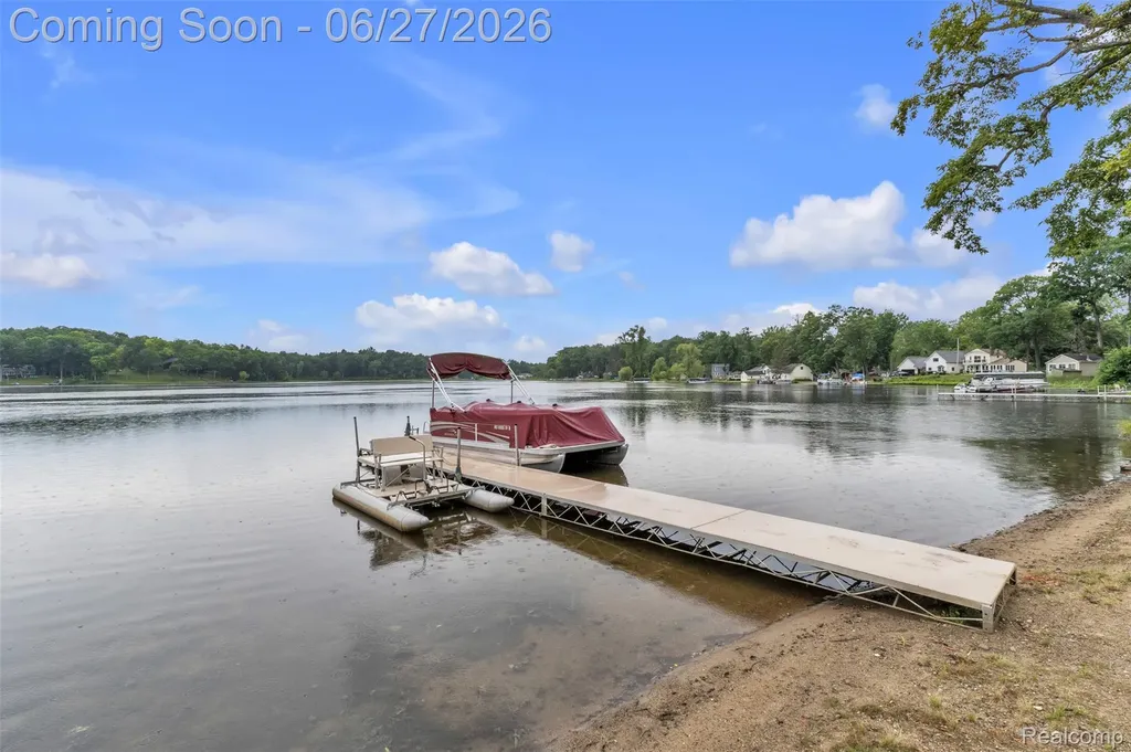 2276 Webster Park Drive Genoa Township MI 48843