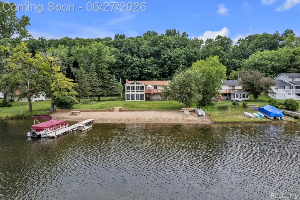 2276 Webster Park Drive Genoa Township MI 48843