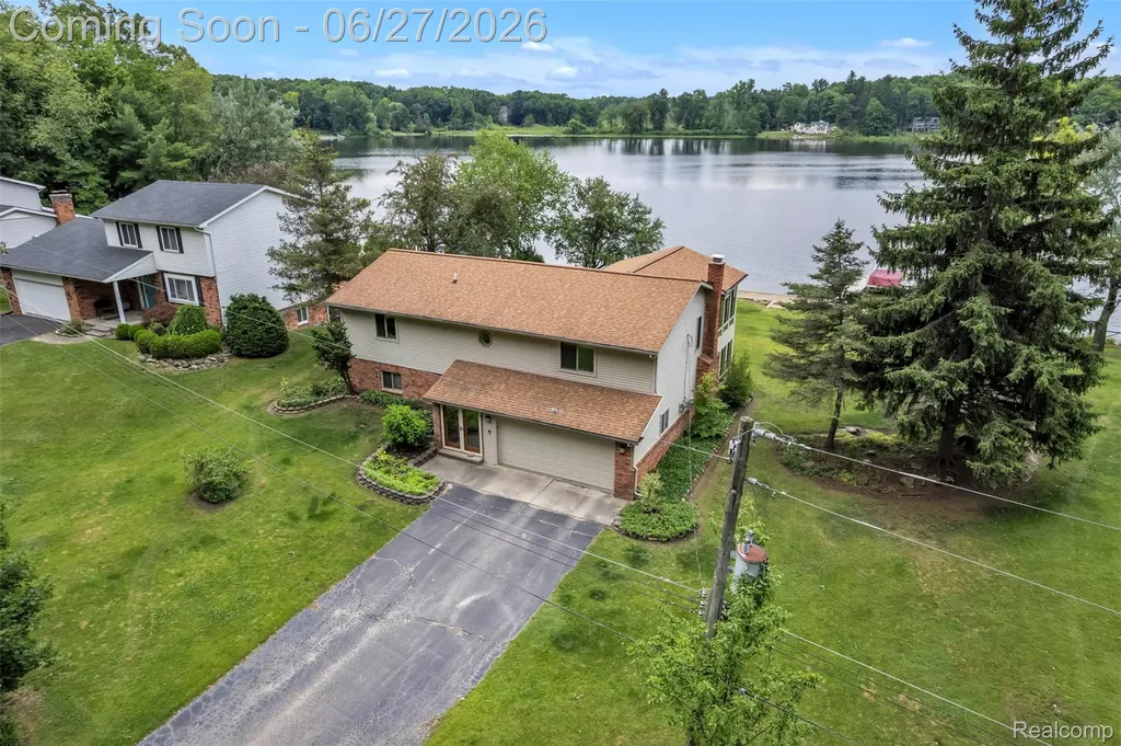 2276 Webster Park Drive Genoa Township MI 48843