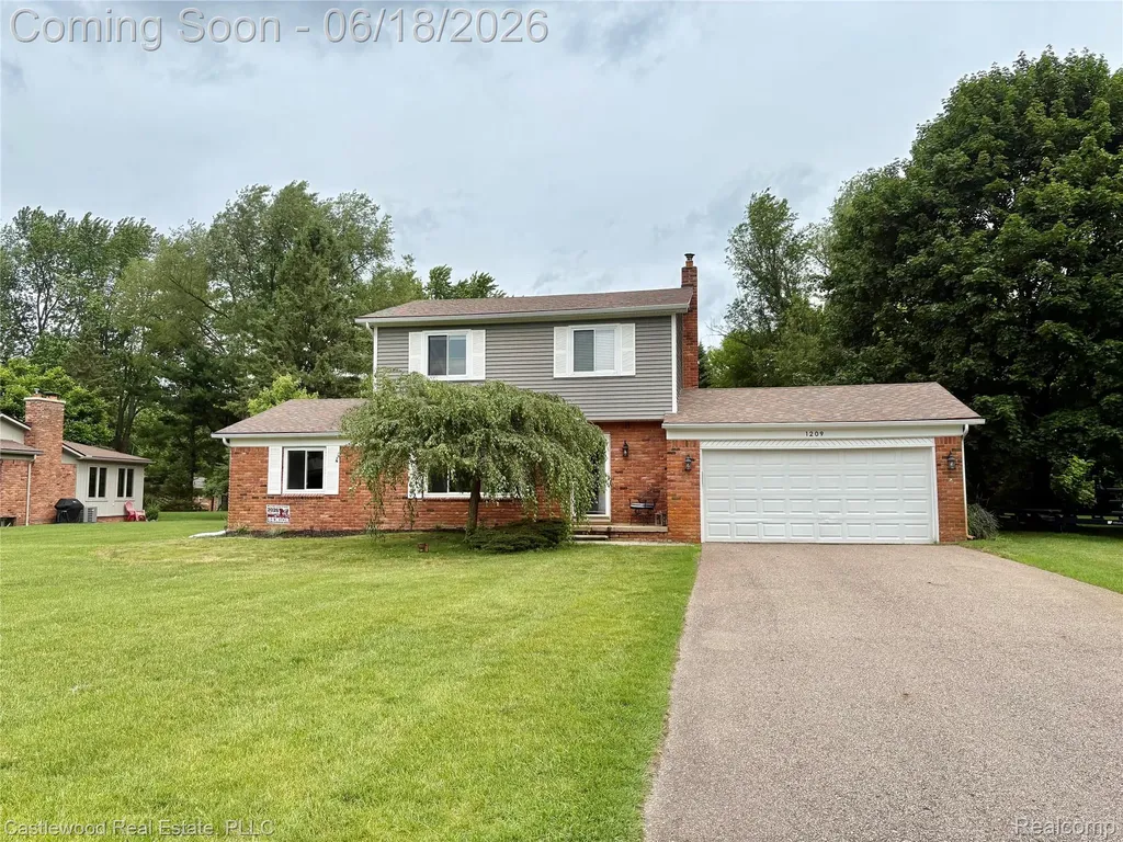 1209 Bay Ridge Drive Highland Charter Township MI 48356