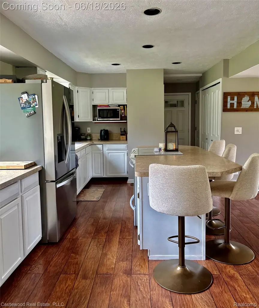 1209 Bay Ridge Drive Highland Charter Township MI 48356