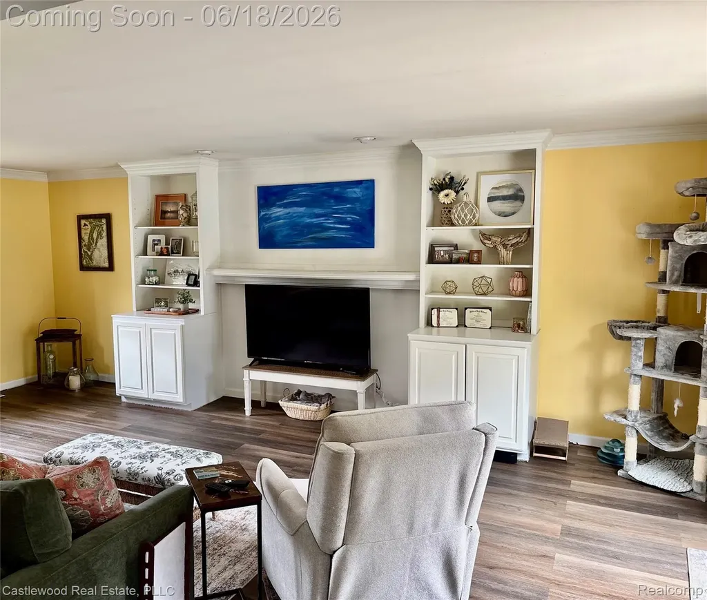 1209 Bay Ridge Drive Highland Charter Township MI 48356