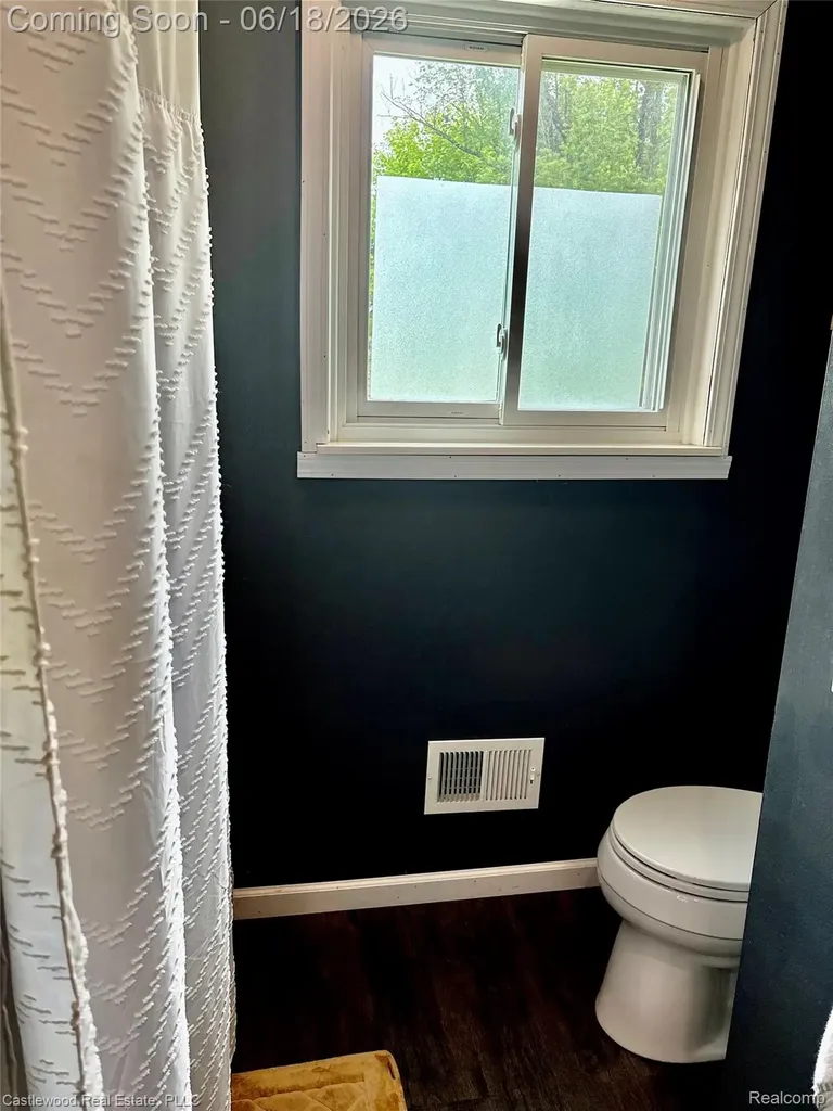 1209 Bay Ridge Drive Highland Charter Township MI 48356