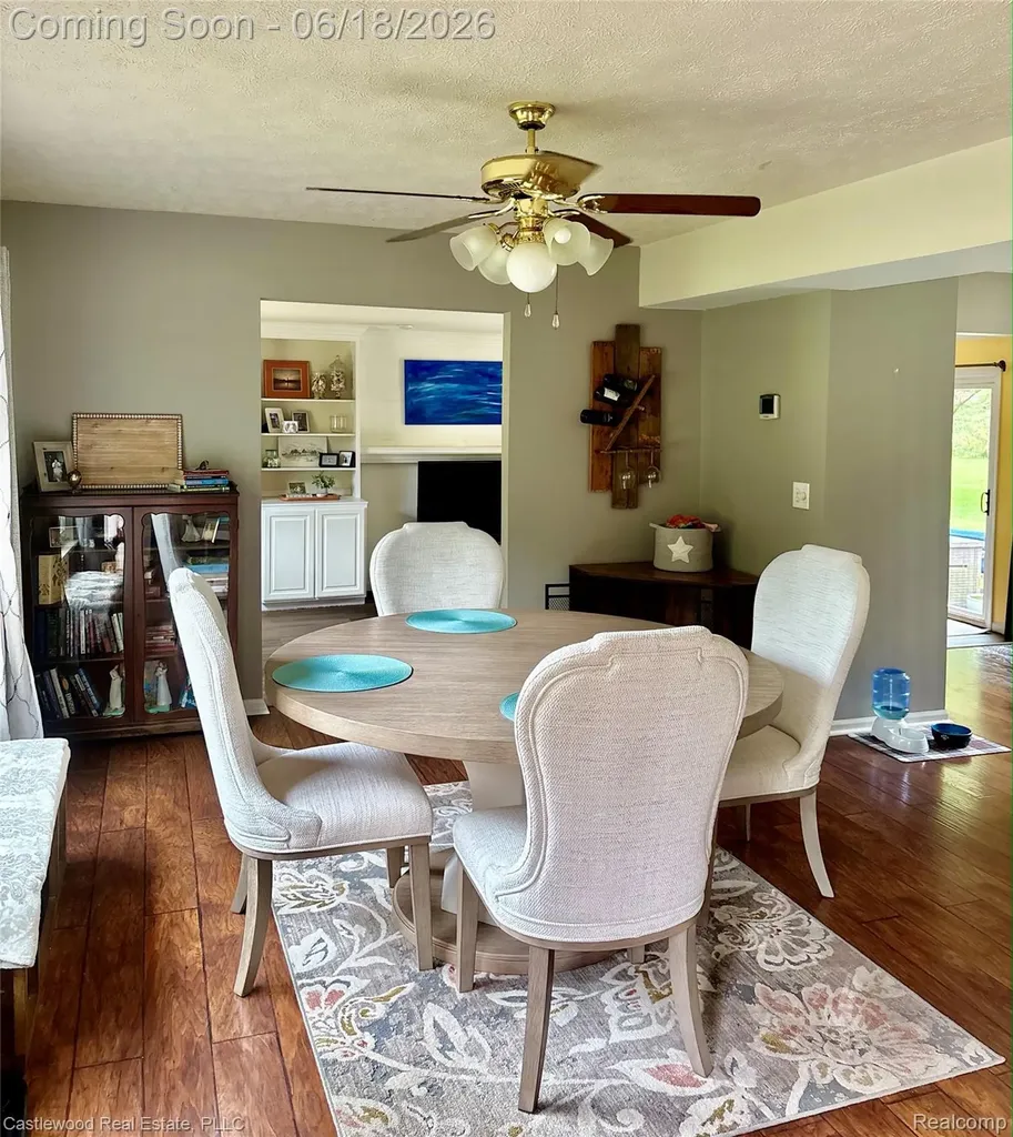 1209 Bay Ridge Drive Highland Charter Township MI 48356