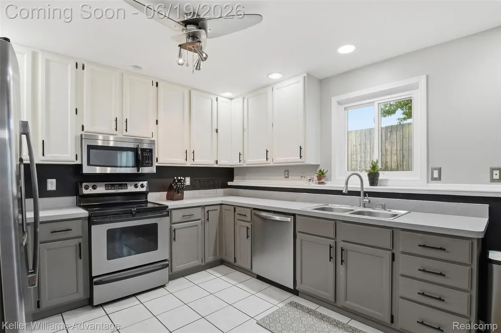 572 River Pointe Court Milan City MI 48160