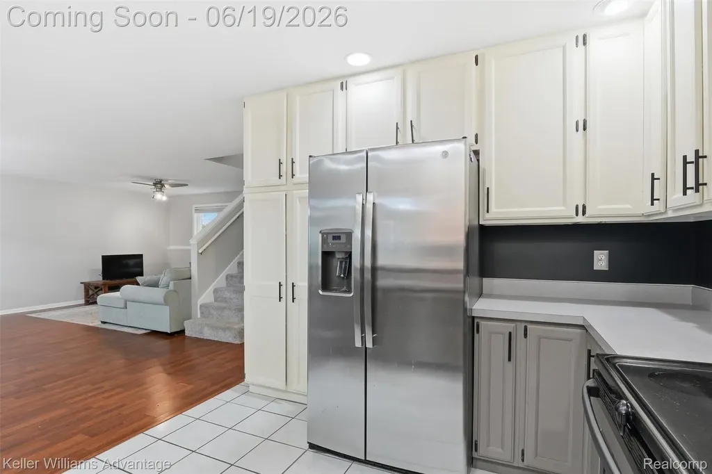572 River Pointe Court Milan City MI 48160