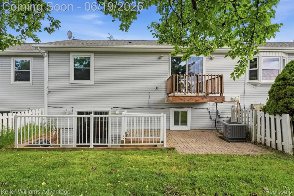 572 River Pointe Court Milan City MI 48160
