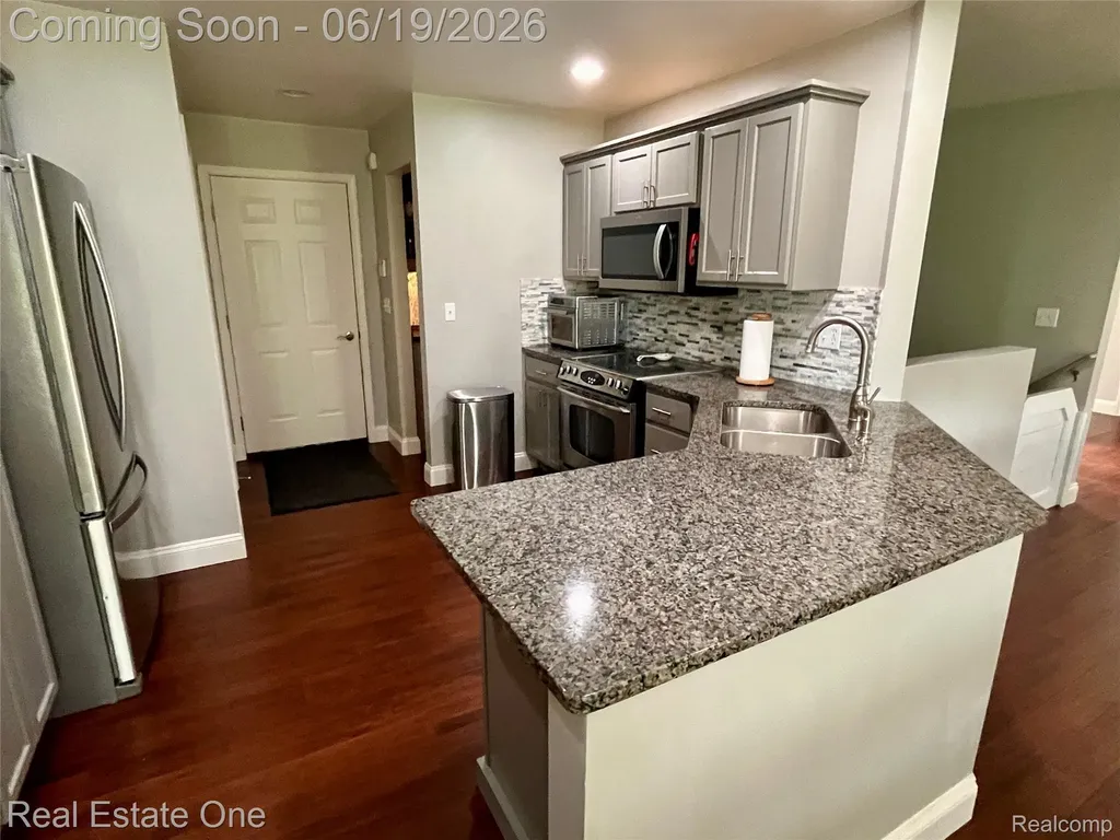 2479 Gibson Road Grand Blanc Charter Township MI 48439