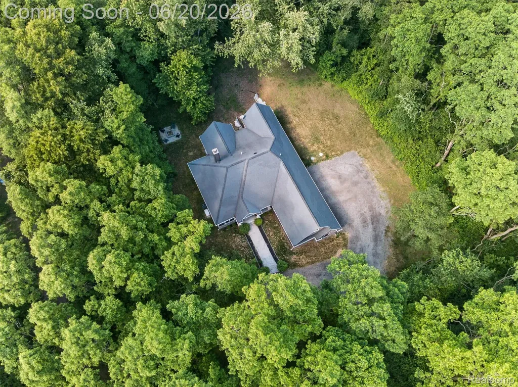 790 Grange Hall Road Groveland Township MI 48462