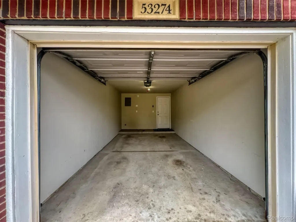 53274 Providence Drive W Shelby Charter Township MI 48316