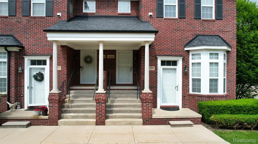 53274 Providence Drive W Shelby Charter Township MI 48316