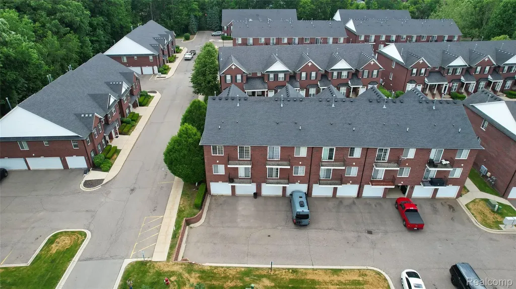 53274 Providence Drive W Shelby Charter Township MI 48316