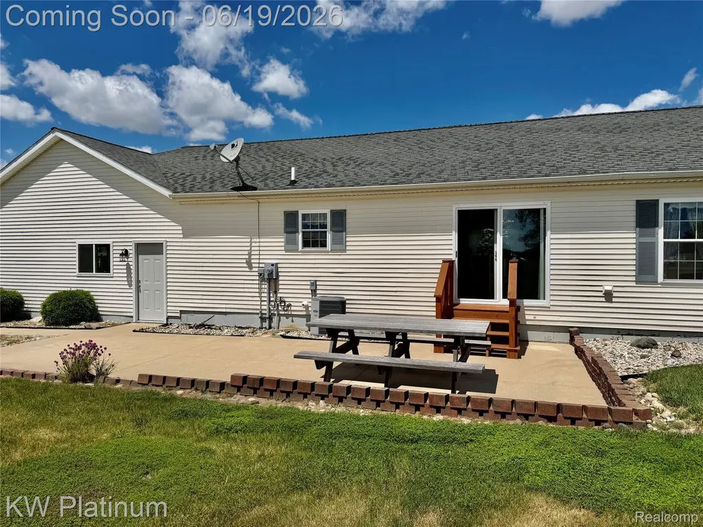 6069 Harris Road Grant Township MI 48032