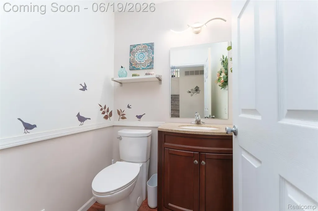1021 Calpernia Wixom City MI 48393