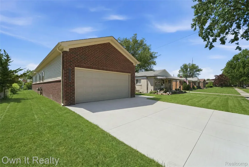 7606 Margaret Street Taylor City MI 48180