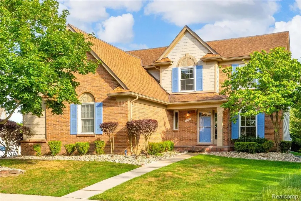 34903 Pennington Drive Farmington Hills City MI 48335