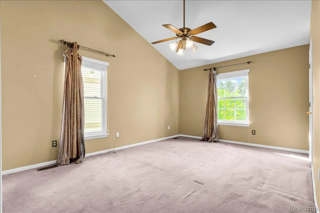 34903 Pennington Drive Farmington Hills City MI 48335