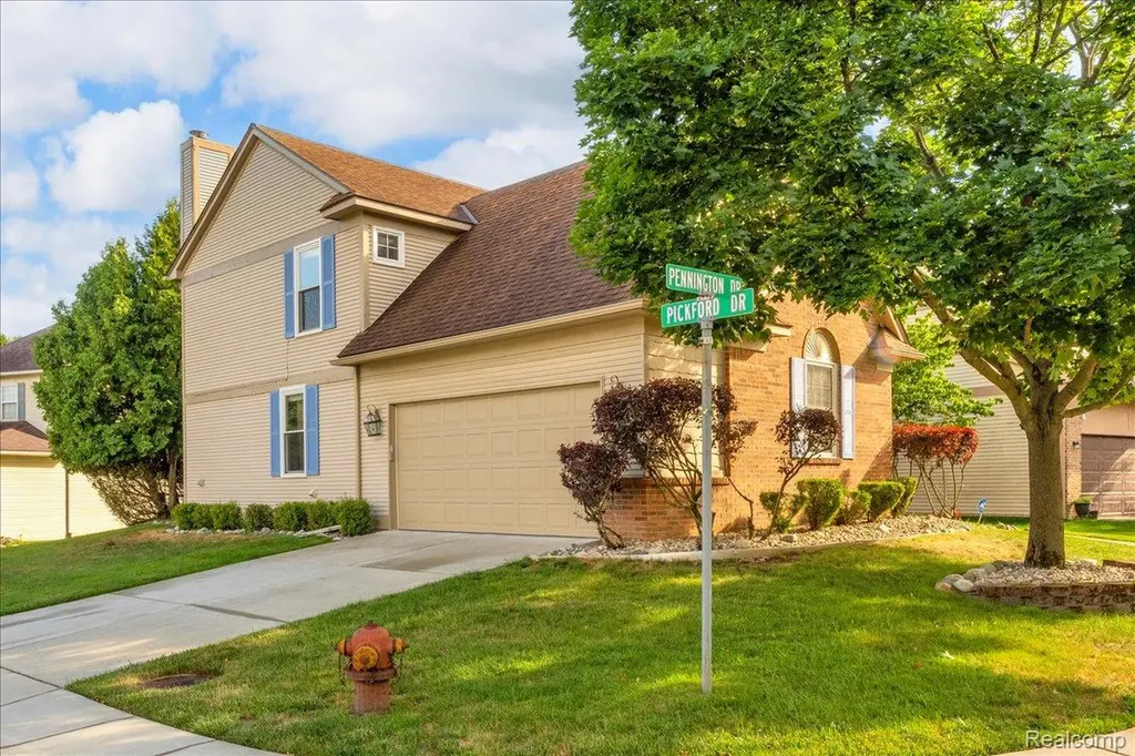 34903 Pennington Drive Farmington Hills City MI 48335
