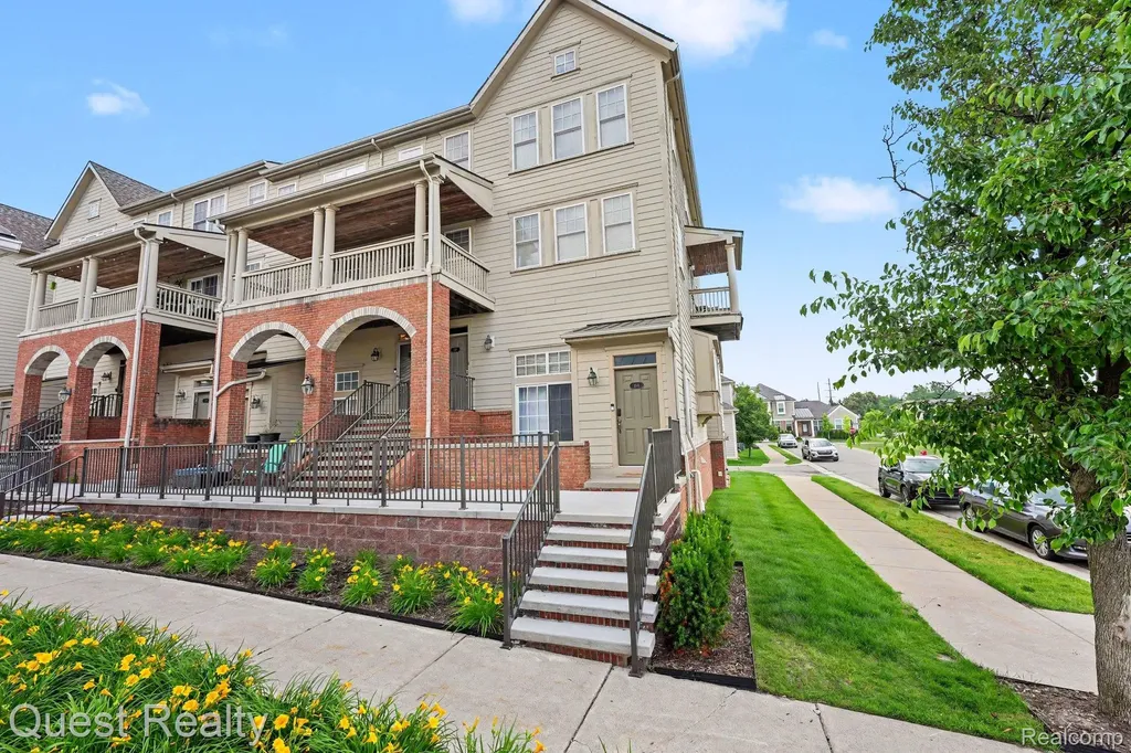 168 Amys Walk Auburn Hills City MI 48326