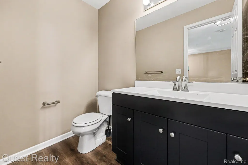 168 Amys Walk Auburn Hills City MI 48326