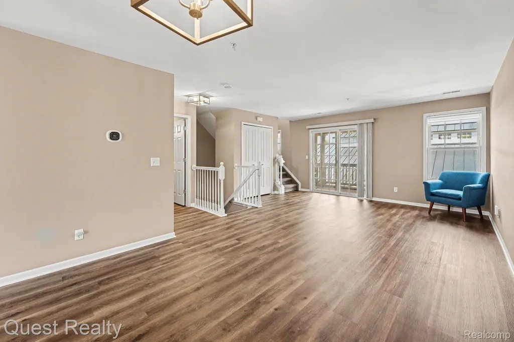 168 Amys Walk Auburn Hills City MI 48326