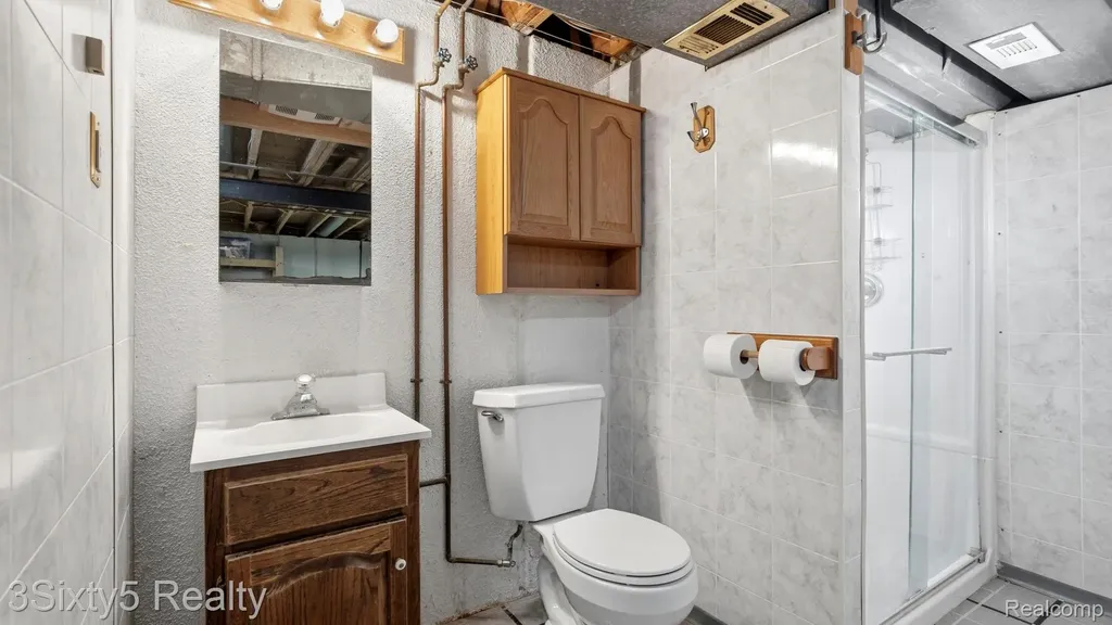 26457 Willow Cove Woodhaven City MI 48183