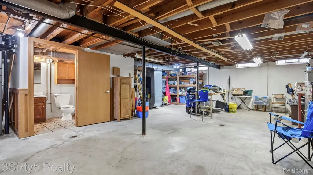 26457 Willow Cove Woodhaven City MI 48183