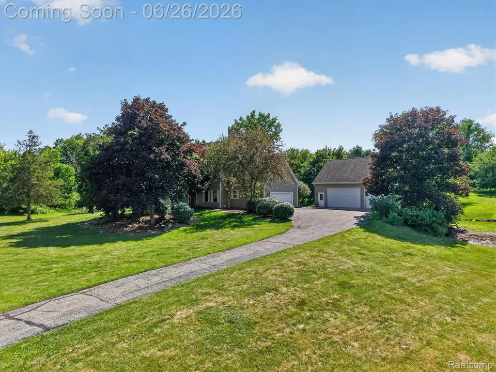 8114 Chilson Road Hamburg Township MI 48169