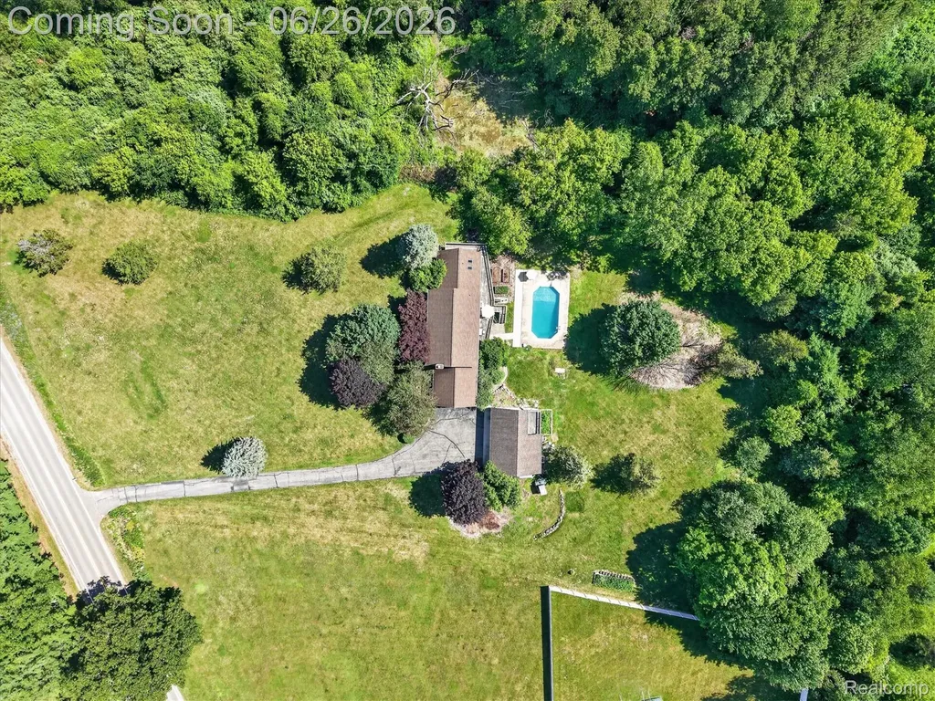 8114 Chilson Road Hamburg Township MI 48169
