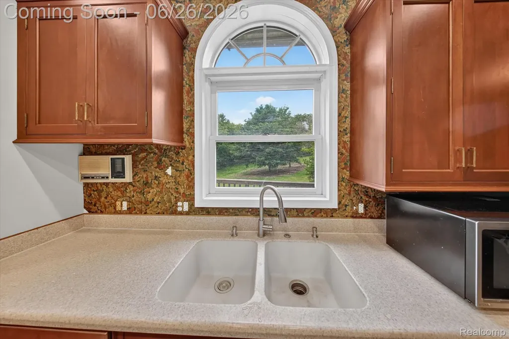 8114 Chilson Road Hamburg Township MI 48169