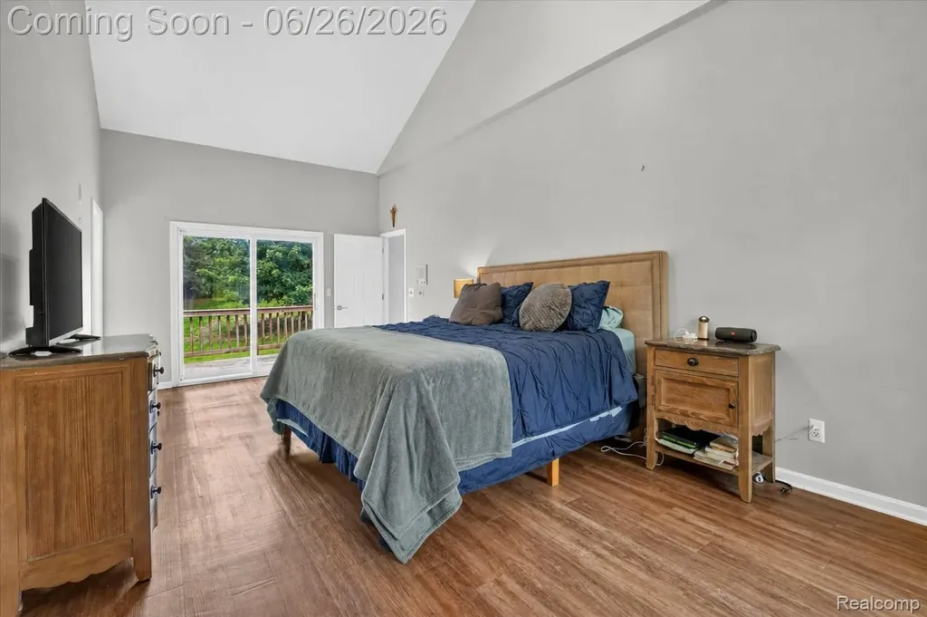 8114 Chilson Road Hamburg Township MI 48169