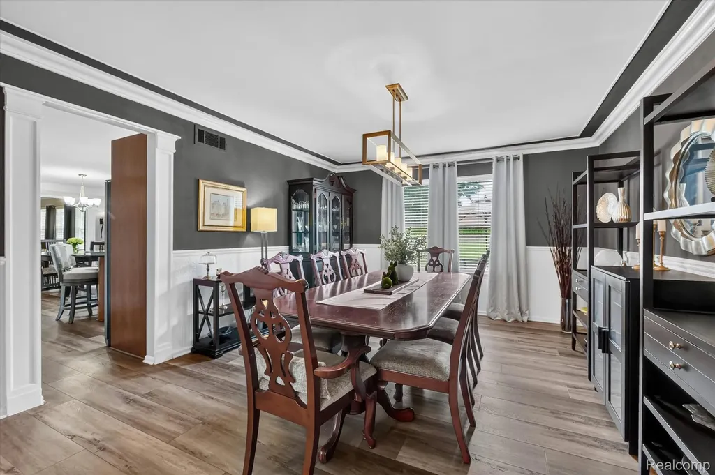 2333 Sandlewood Drive White Lake Charter Township MI 48383