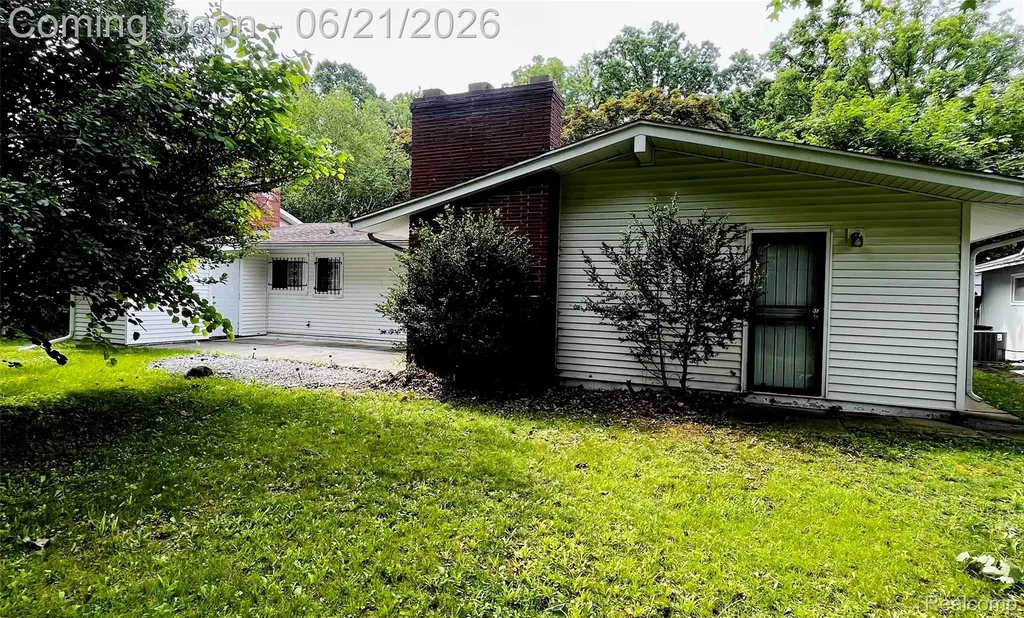 4413 Greenbrook Lane Flint City MI 48507