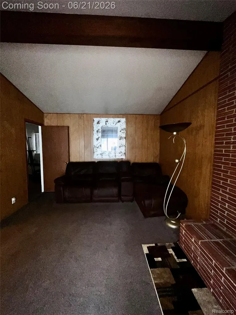 4413 Greenbrook Lane Flint City MI 48507
