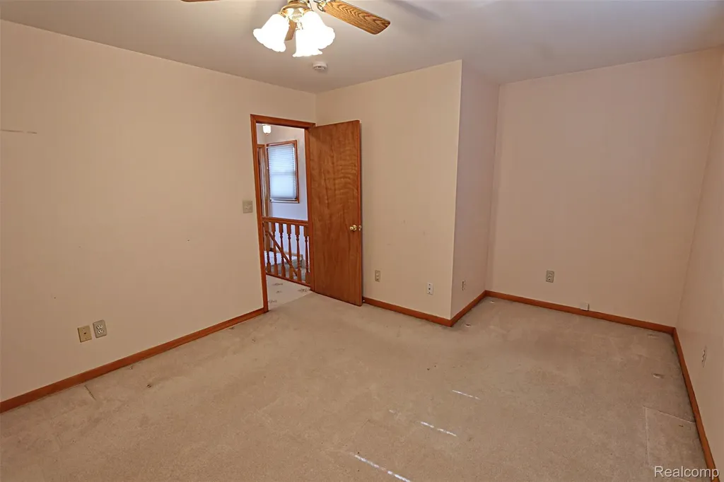 6964 Norborne Avenue Dearborn Heights City MI 48127
