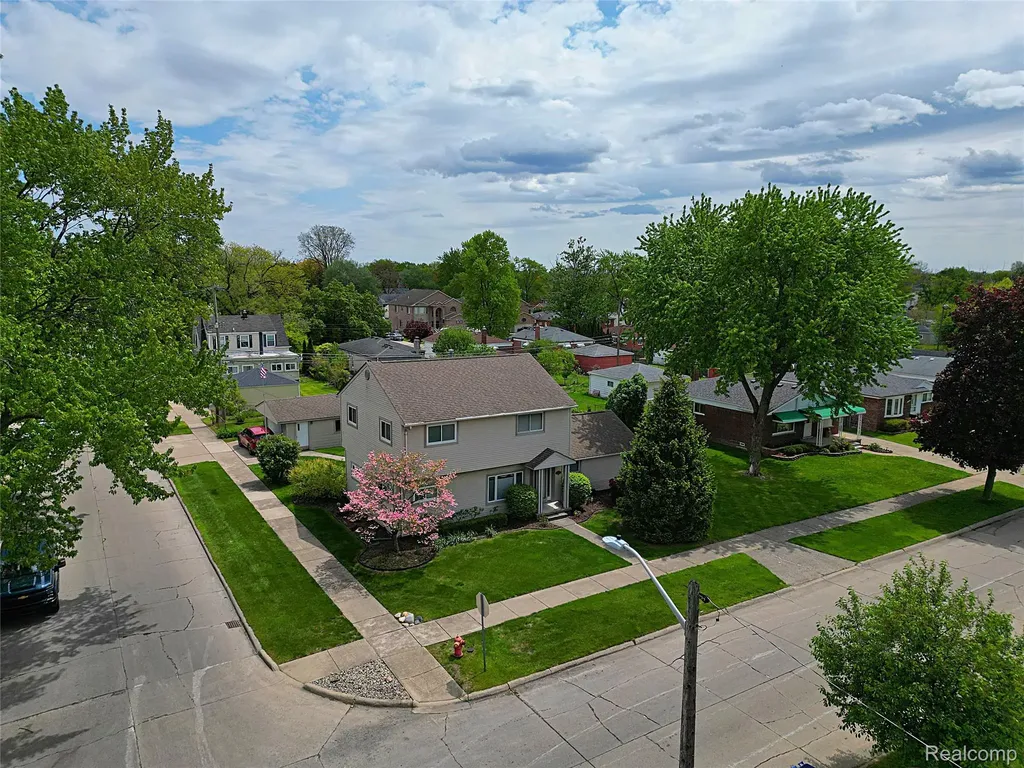 6964 Norborne Avenue Dearborn Heights City MI 48127