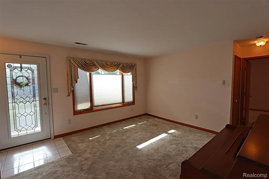 6964 Norborne Avenue Dearborn Heights City MI 48127