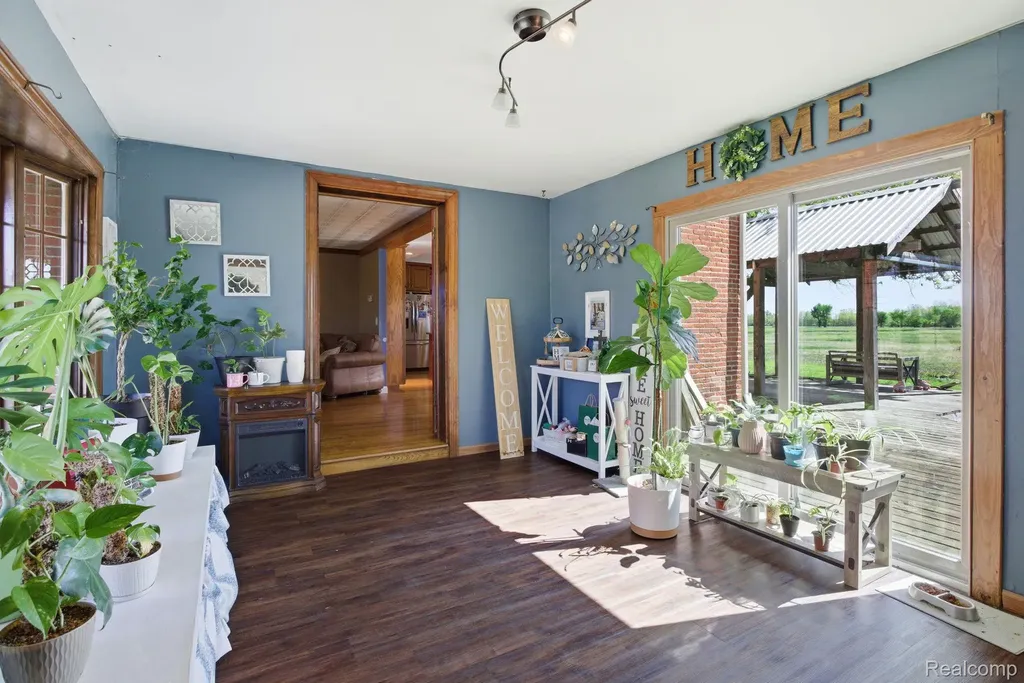 14104 Carleton West Road Exeter Township MI 48117
