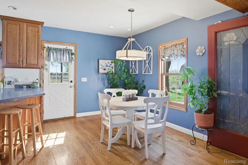 14104 Carleton West Road Exeter Township MI 48117