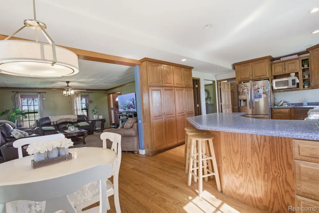 14104 Carleton West Road Exeter Township MI 48117