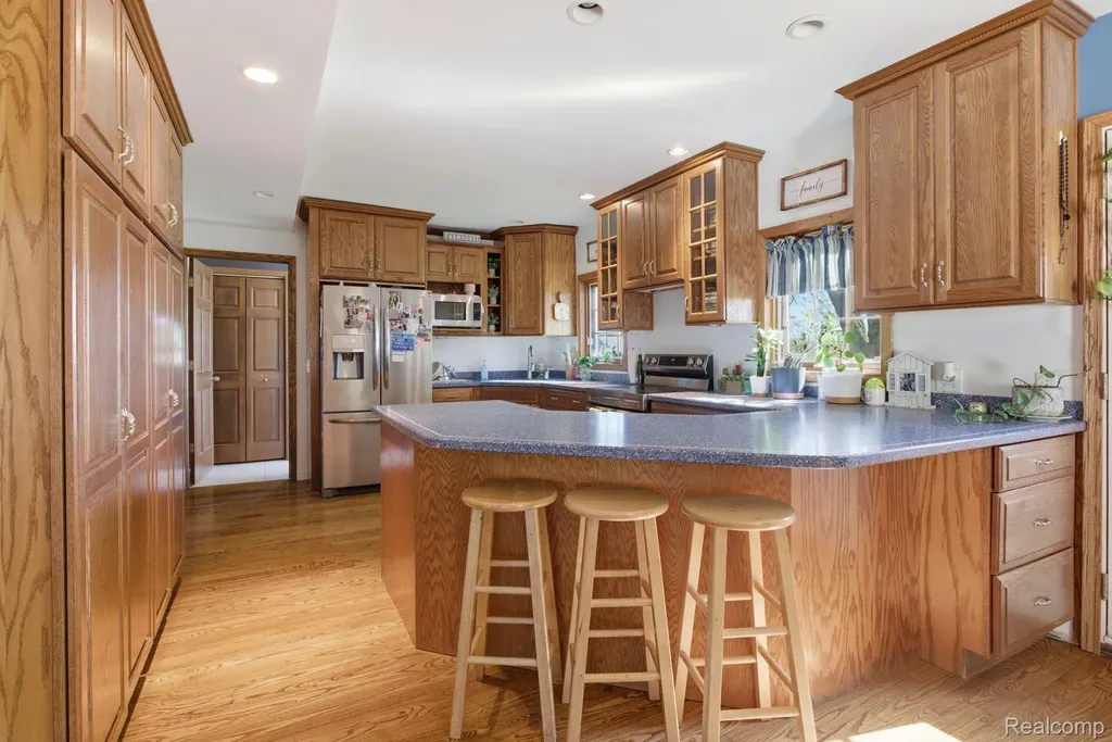 14104 Carleton West Road Exeter Township MI 48117